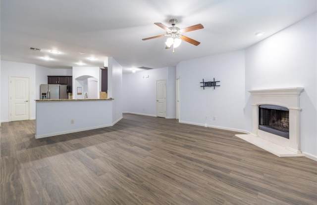 5680 Colchester Drive Gallery 2