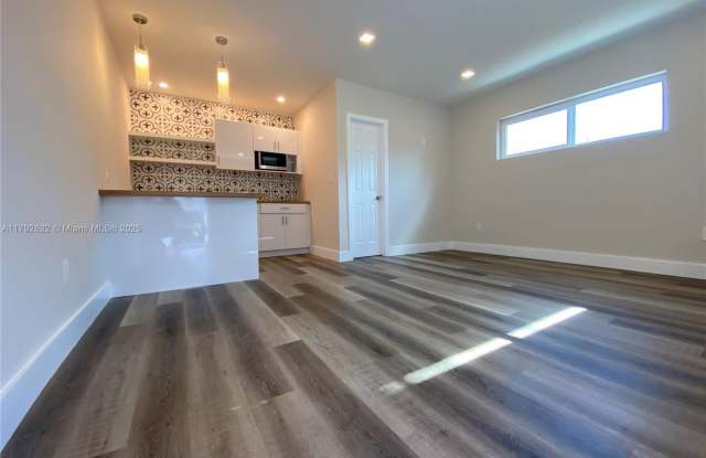1170 NW 58th St photos photos