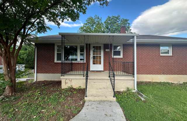 South Roanoke County 3 Bedroom Home photos photos