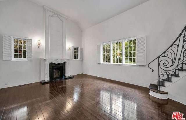 618 North Rodeo Drive photos photos