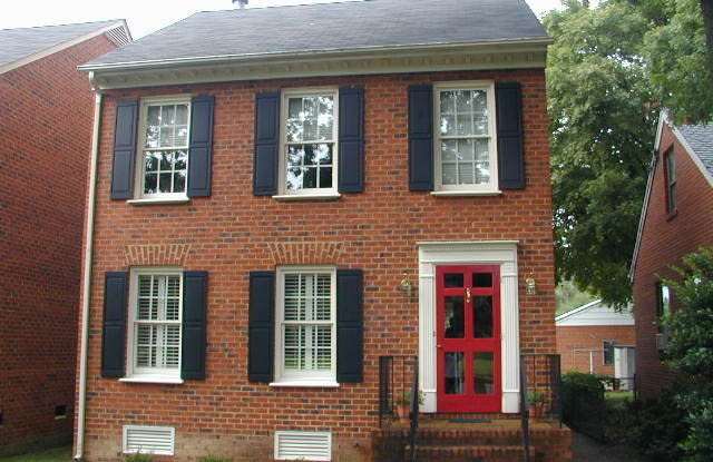 Amazing 2 bedroom home on Cary Street Rd Gallery 1