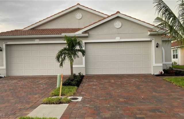 2977 Royal Gardens Avenue photos photos