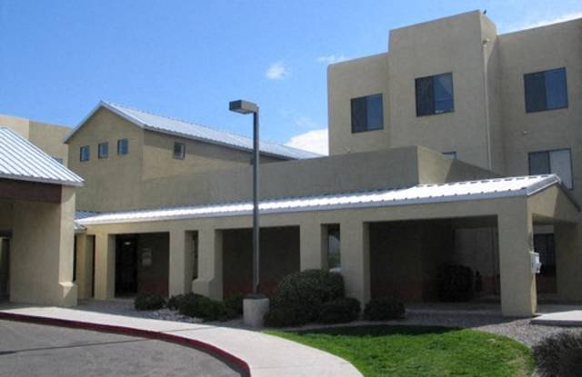 Casa de Sierra - Senior Housing Gallery 2