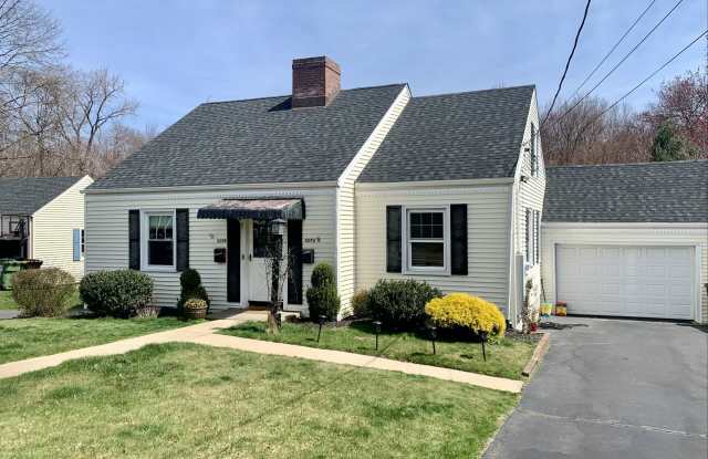 5274 Main Street - 5274 Main Street, Trumbull, CT 06611