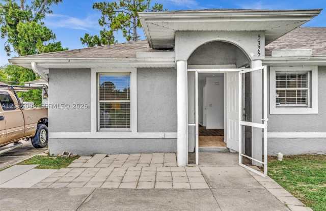 5325 30 ST SW Gallery 3