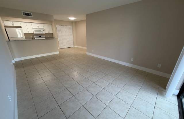 ANNUAL RENTAL - 2 BED / 2 BATH CONDO AT MYSTIC GARDENS photos photos