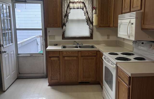 2676 Isabella Rd - 2676 South Isabella Road, Mount Pleasant, MI 48858