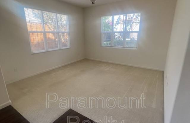 2017 Tarragon Rose Court Gallery 4