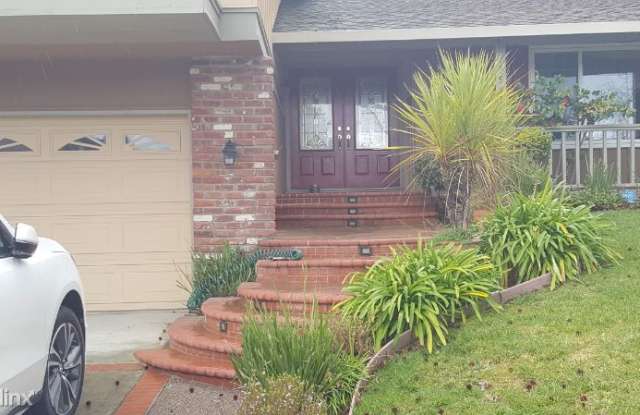 1505 Meadowlark Ln. Gallery 2