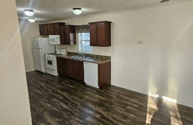 26019 Third St - 26019 3rd Street, Taylor, MI 48180