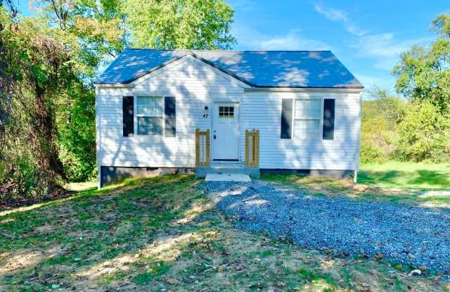 47 Maple St photos photos