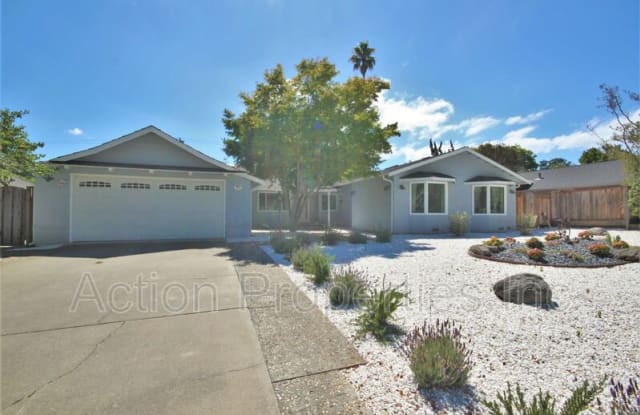 1074 Highlands Circle - 1074 Highlands Circle, Los Altos, CA 94024 1074 Highlands Circle - 1074 Highlands Circle, Los Altos, CA 94024
