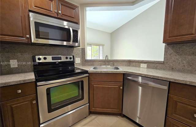 3457 NW 44th St photos photos