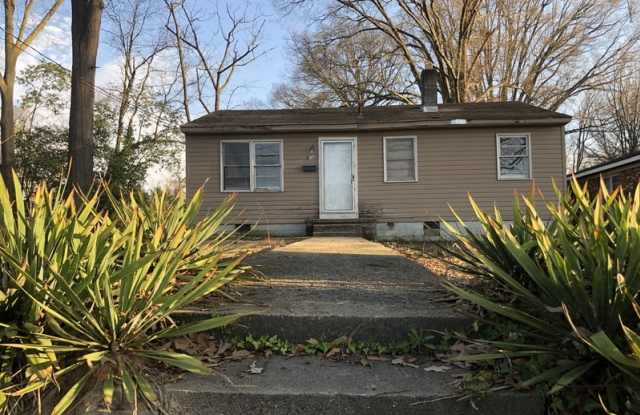 204 E Page - 204 East Page Avenue, Gastonia, NC 28052