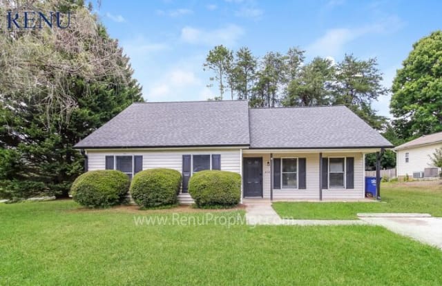 4301 Oak Glen Drive - 4301 Oak Glen Drive, Winston-Salem, NC 27107