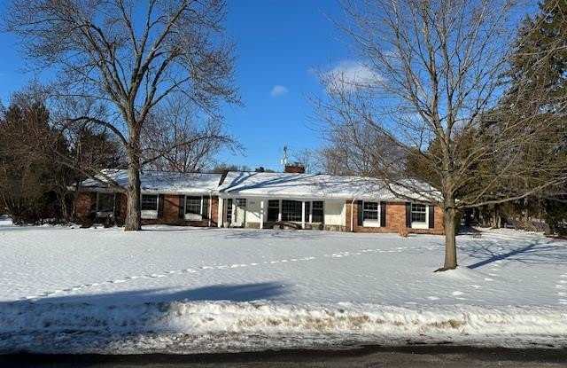 5730 Burnham Road photos photos