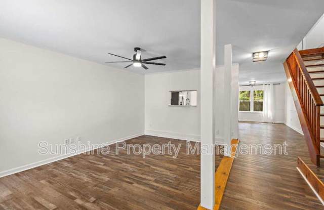 2305 Merl Circle Gallery 2