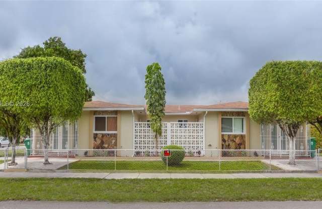 2656 SW 31st Ct photos photos