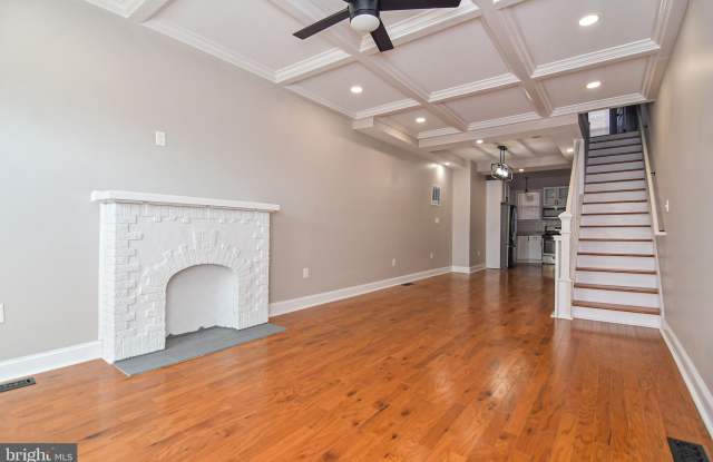 2644 E HOFFMAN STREET photos photos