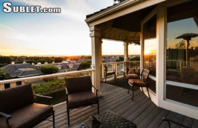 21 Northampton Ct. - 21 Northampton Court, Newport Beach, CA 92660