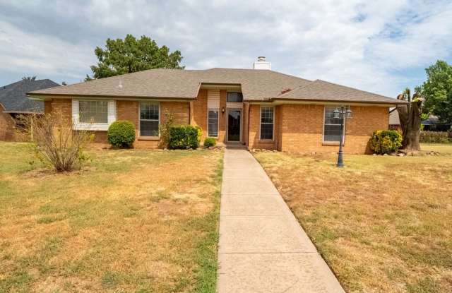 4bed/2.5bath Corner Lot Rental Available in Norman! photos photos 4bed/2.5bath Corner Lot Rental Available in Norman! photos photos