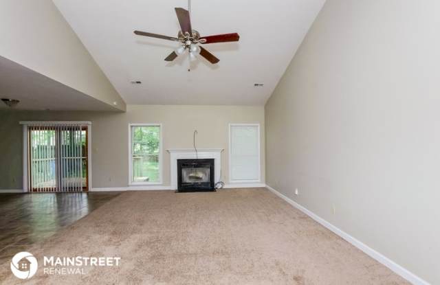 5421 River Falls Drive Gallery 2