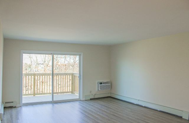 Edgewater East Gallery 2
