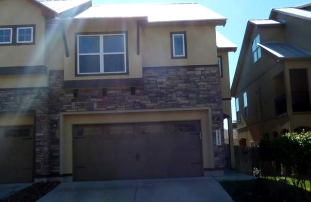 23830 Stately Oaks Gallery 1