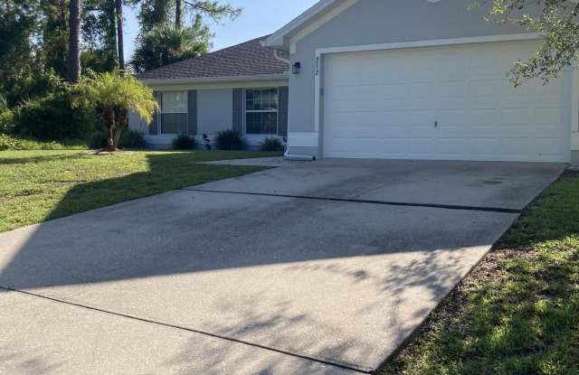 232 Croquet Avenue NE photos photos