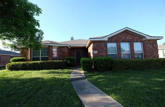 509 Comanche Trail - 509 Comanche Trail, Murphy, TX 75094