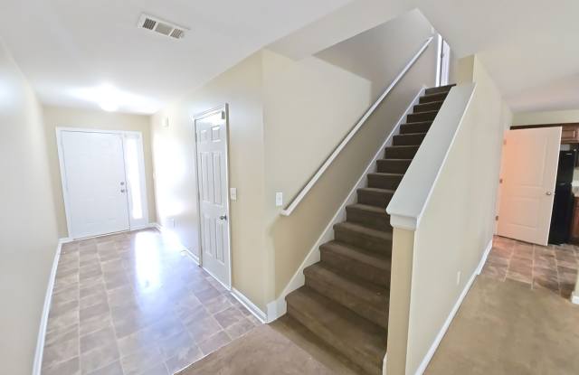 1098 McConaughy Court Gallery 2