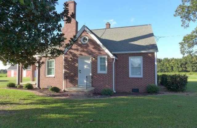 747 Hood Swamp Road - 747 Hood Swamp Road, Wayne County, NC 27534