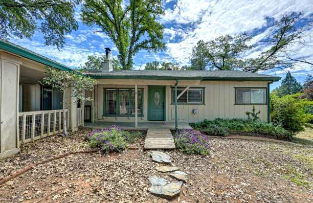 Country living in Beautiful Meadow Vista photos photos