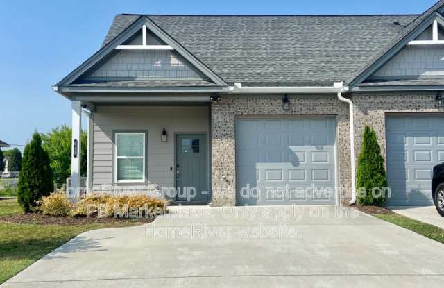 642 Bellingham Dr NE photos photos