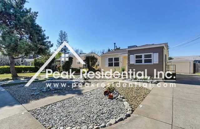Charming 2bd/1ba House with Garage near UCD Med Center Gallery 3