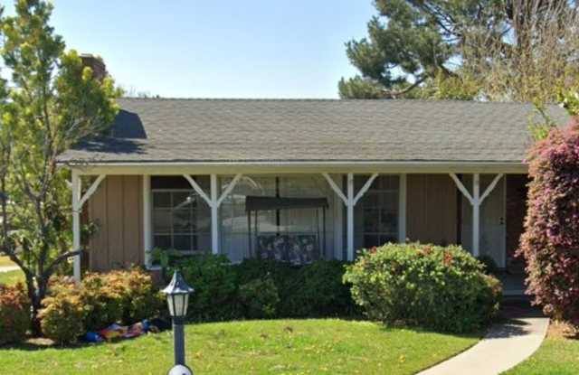 COMING SOON!!!!! 3 bedrooms, 2 bathrooms house in La Habra photos photos