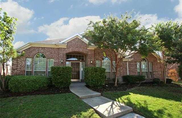 5701 Oldham Drive Gallery 2