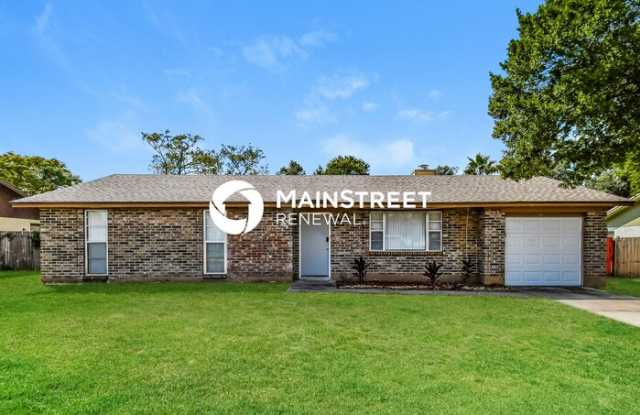 2911 Tanglewood Boulevard - 2911 Tanglewood Boulevard, Lakeside, FL 32065