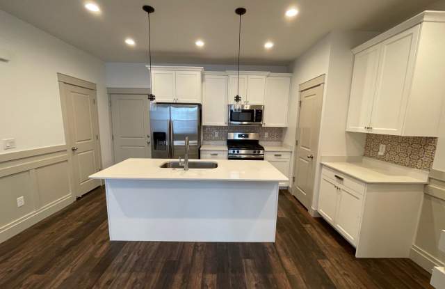 Beautiful 3 Bedroom In North Salt Lake Gallery 3