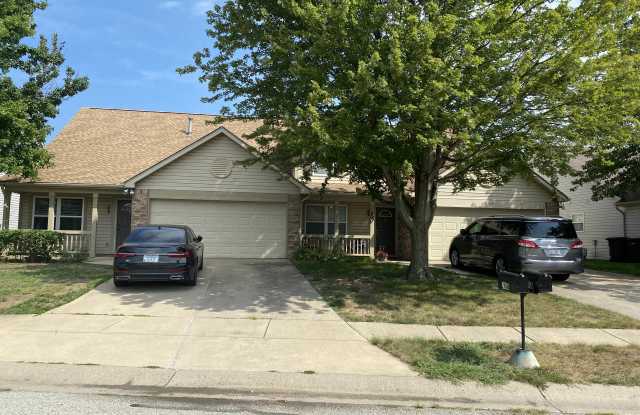 2106 Fincastle Way photos photos