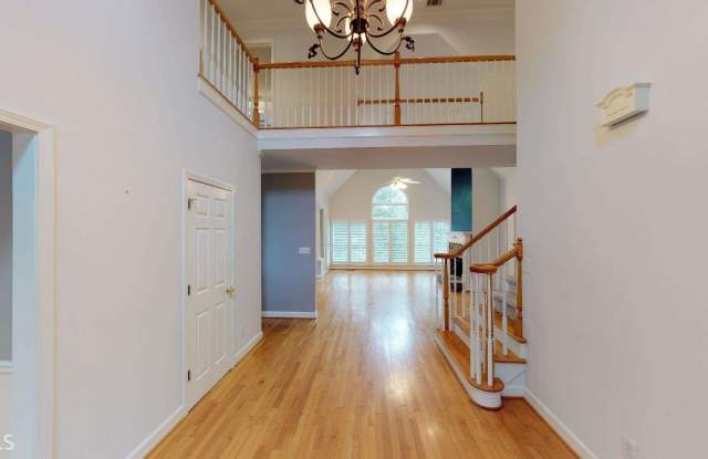 1041 Avery Creek Dr Gallery 3
