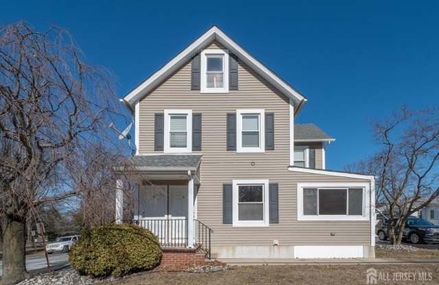 637 Main Street - 637 Main Street, Sayreville, NJ 08872