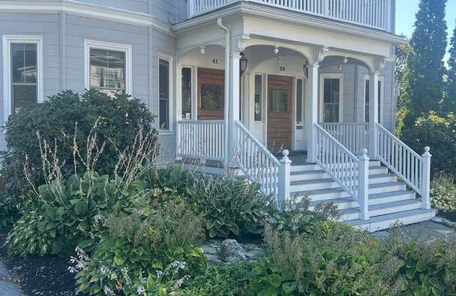Beautiful 3BR/1.5BA Home Available October 1st!!! Great Residential Location!! photos photos