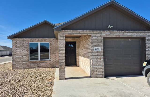 Cypress Home - 2501 North Avenue O, Lubbock, TX 79403
