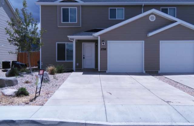 **Move-In Discount** 3 Bedroom, 2.5 Bathroom Twin Home in Gemini Meadows photos photos