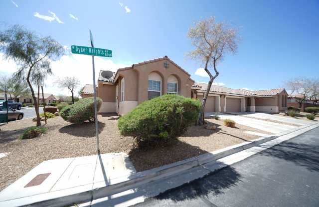 NO SHOWINGS UNtil 5/8/2023 photos photos