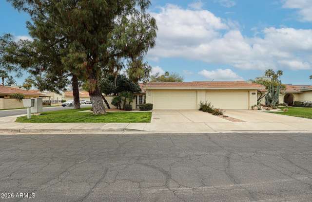 7720 N PINESVIEW Drive Gallery 2