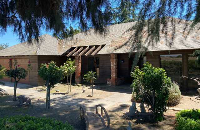 29496 Avenue 5 1/2 - 29496 Avenue 5 1/2, Madera County, CA 93637
