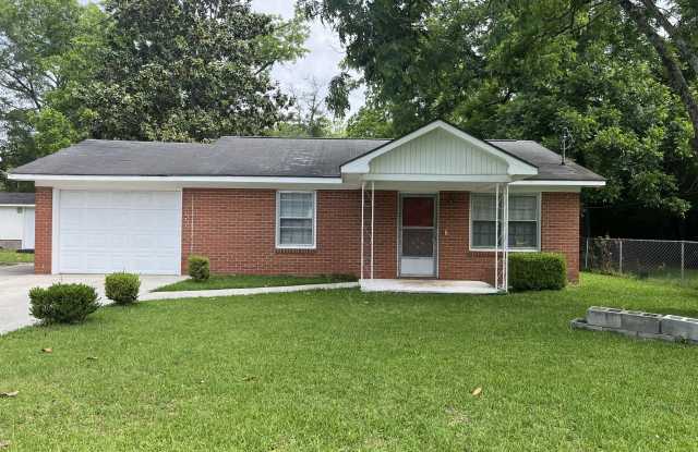 227 A BULLOCH - 227 Bulloch Street, Statesboro, GA 30458 227 A BULLOCH - 227 Bulloch Street, Statesboro, GA 30458