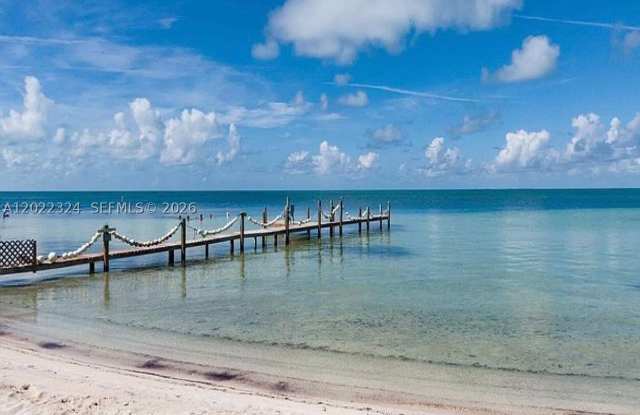 102 Venetian Dr Gallery 4